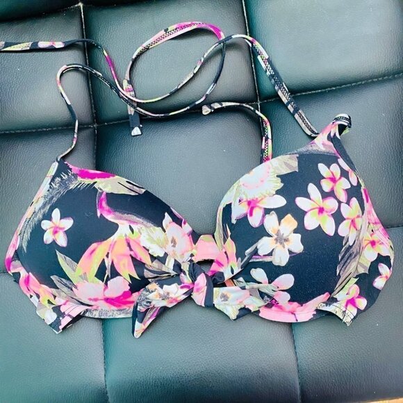 ARDENE Floral Bikini - Picture 1 of 4